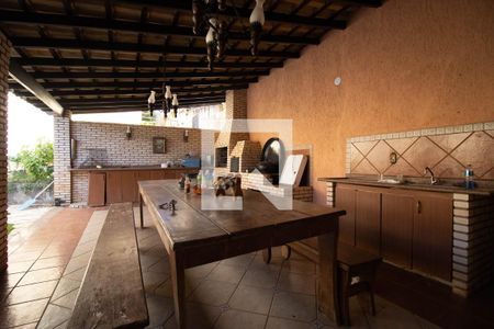 Casa para alugar com 800m², 5 quartos e 4 vagasChurrasqueira