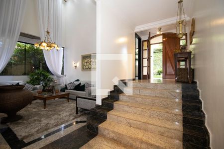 Casa para alugar com 800m², 5 quartos e 4 vagasHall