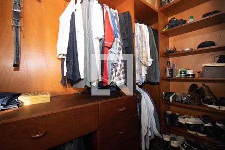 Casa para alugar com 800m², 5 quartos e 4 vagasCloset da Suíte 1