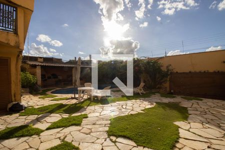 Casa para alugar com 800m², 5 quartos e 4 vagasPiscina