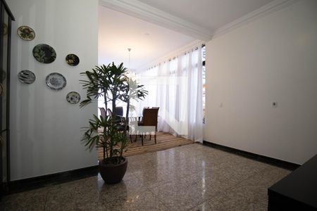 Casa para alugar com 800m², 5 quartos e 4 vagasSala 4