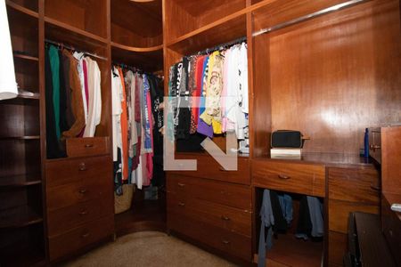 Casa para alugar com 800m², 5 quartos e 4 vagasCloset da Suíte Master