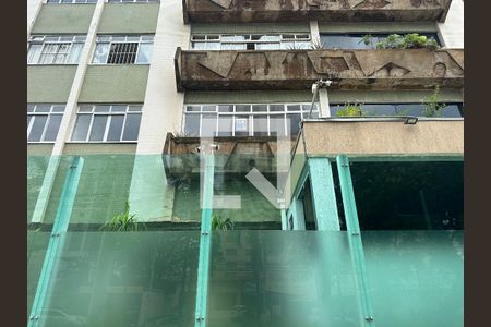 Apartamento à venda com 198m², 4 quartos e 2 vagas Apartamento à venda com 198m², 4 quartos e 2 vagasFachada