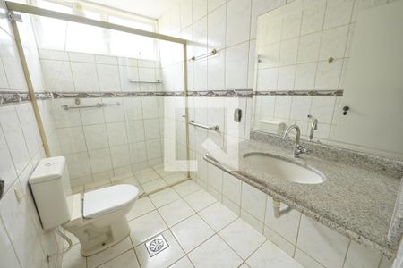 Apartamento à venda com 198m², 4 quartos e 2 vagas Apartamento à venda com 198m², 4 quartos e 2 vagasBanheiro