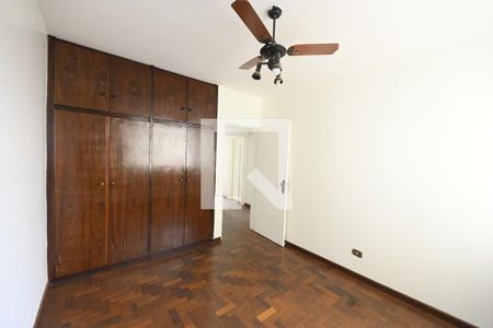 Apartamento à venda com 198m², 4 quartos e 2 vagas Apartamento à venda com 198m², 4 quartos e 2 vagasQuarto 2
