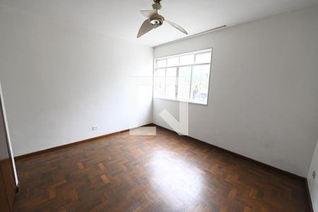 Apartamento à venda com 198m², 4 quartos e 2 vagas Apartamento à venda com 198m², 4 quartos e 2 vagasQuarto 4