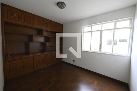 Apartamento à venda com 198m², 4 quartos e 2 vagas Apartamento à venda com 198m², 4 quartos e 2 vagasQuarto 3