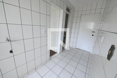 Apartamento à venda com 198m², 4 quartos e 2 vagas Apartamento à venda com 198m², 4 quartos e 2 vagasÁrea de Serviço
