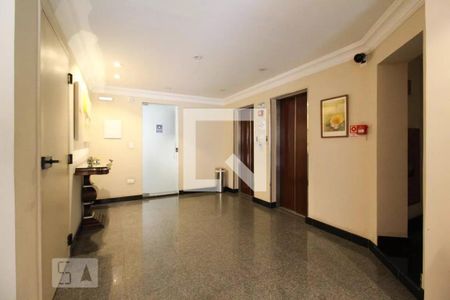 Hall social de apartamento para alugar com 1 quarto, 34m² em Vila Uberabinha, São Paulo
