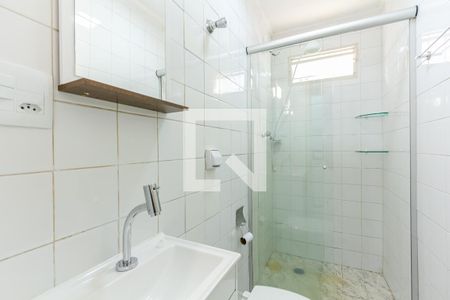 Banheiro de apartamento para alugar com 1 quarto, 34m² em Vila Uberabinha, São Paulo