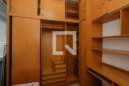 Quarto 1 de apartamento para alugar com 3 quartos, 71m² em Copacabana, Rio de Janeiro