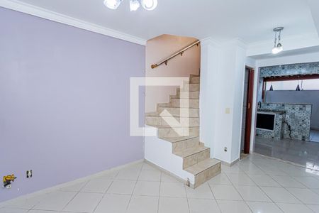 Sala de casa para alugar com 2 quartos, 69m² em Loteamento City Jaragua, São Paulo