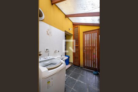 Casa à venda com 165m², 3 quartos e 2 vagasÁrea de Serviço