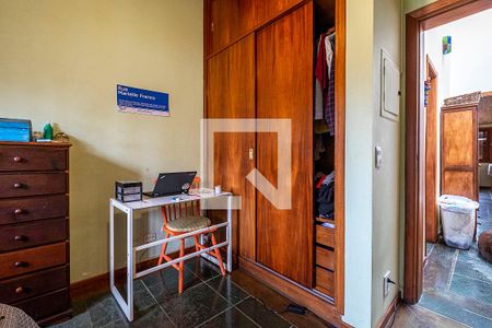 Casa à venda com 165m², 3 quartos e 2 vagasQuarto 2