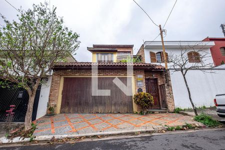 Casa à venda com 165m², 3 quartos e 2 vagasCasa