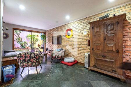 Sala de casa à venda com 3 quartos, 165m² em Vila Anglo Brasileira, São Paulo