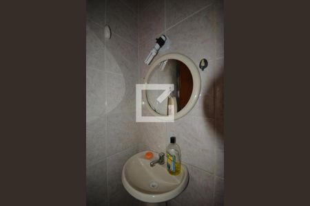 Casa à venda com 280m², 6 quartos e 3 vagasBanheiro de Serviço