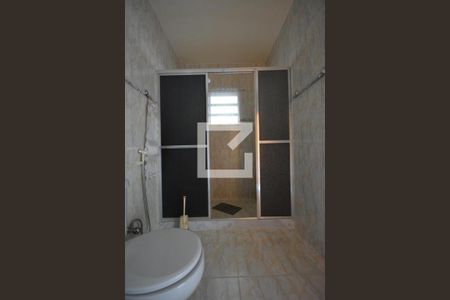 Casa à venda com 280m², 6 quartos e 3 vagasBanheiro da Suíte