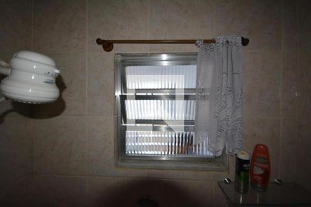 Casa à venda com 280m², 6 quartos e 3 vagasBanheiro social