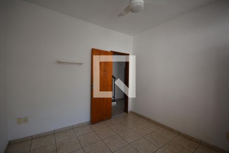Quarto 1 de casa à venda com 6 quartos, 280m² em Brás de Pina, Rio de Janeiro