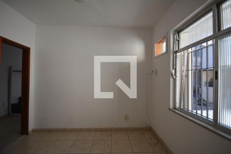 Quarto 1 de casa à venda com 6 quartos, 280m² em Brás de Pina, Rio de Janeiro