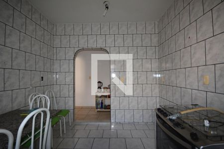 Casa à venda com 280m², 6 quartos e 3 vagasCozinha