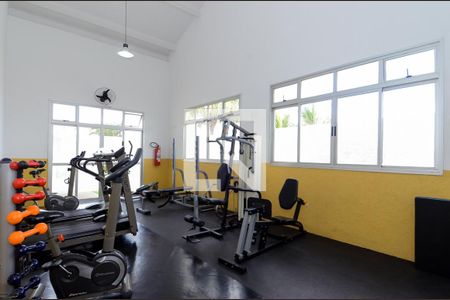 Casa de condomínio para alugar com 90m², 2 quartos e 2 vagasAcademia