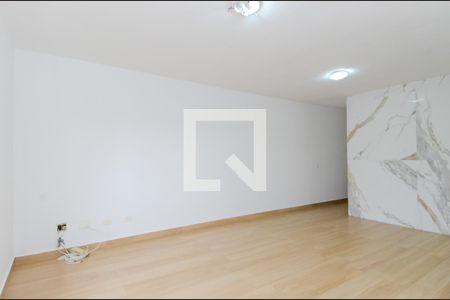 Casa de condomínio para alugar com 90m², 2 quartos e 2 vagasSala