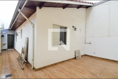 Casa de condomínio para alugar com 90m², 2 quartos e 2 vagasQuintal