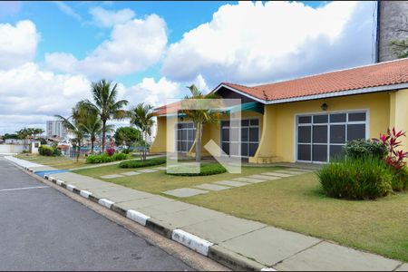 Casa de condomínio para alugar com 90m², 2 quartos e 2 vagasÁrea comum - Salão de festas