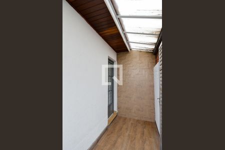 Casa de condomínio para alugar com 90m², 2 quartos e 2 vagasEntrada