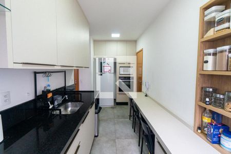Apartamento para alugar com 103m², 3 quartos e 2 vagas Apartamento para alugar com 103m², 3 quartos e 2 vagasCozinha