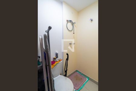 Apartamento para alugar com 103m², 3 quartos e 2 vagas Apartamento para alugar com 103m², 3 quartos e 2 vagasBanheiro de serviço