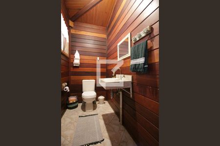 Casa à venda com 260m², 4 quartos e 5 vagasLavabo