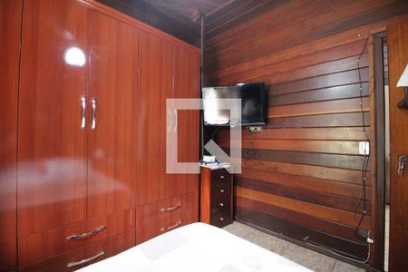 Casa à venda com 260m², 4 quartos e 5 vagasSuíte 2