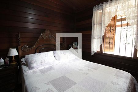 Casa à venda com 260m², 4 quartos e 5 vagasSuíte 2