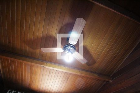 Casa à venda com 260m², 4 quartos e 5 vagasDetalhe Suíte 1