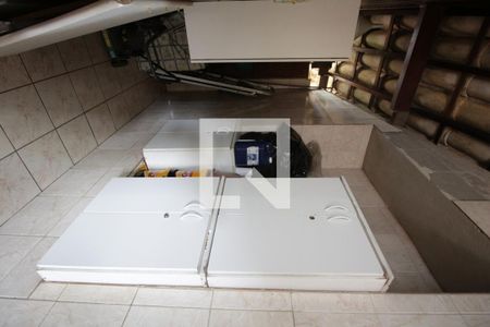 Casa à venda com 260m², 4 quartos e 5 vagasDetalhe Área de Serviço