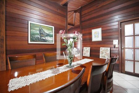 Casa à venda com 260m², 4 quartos e 5 vagasSala de Jantar