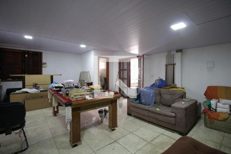 Casa à venda com 260m², 4 quartos e 5 vagasQuarto 