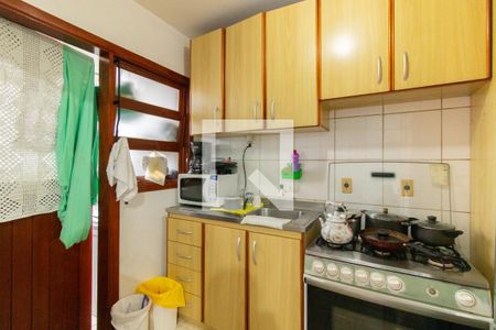 Cozinha e Área de Serviço de apartamento à venda com 2 quartos, 76m² em Partenon, Porto Alegre