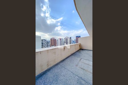 Apartamento à venda com 210m², 3 quartos e 1 vagaVaranda