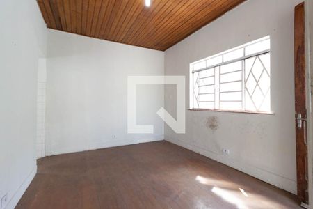 Sala de casa à venda com 4 quartos, 180m² em Vila Nilo, São Paulo