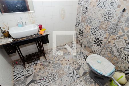 Casa à venda com 650m², 5 quartos e 6 vagasBanheiro da Piscina 