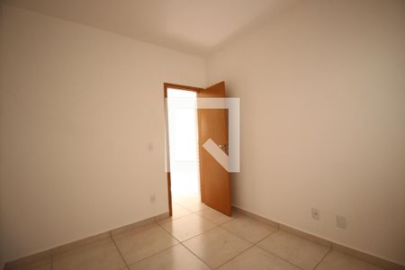 Casa para alugar com 47m², 2 quartos e 2 vagasQuarto 2 