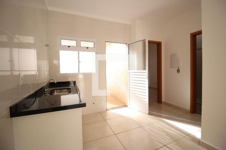 Casa para alugar com 47m², 2 quartos e 2 vagasCozinha