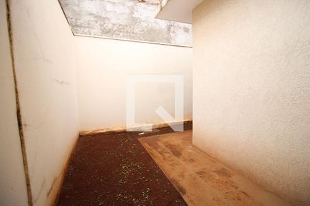 Casa para alugar com 47m², 2 quartos e 2 vagaslavanderia