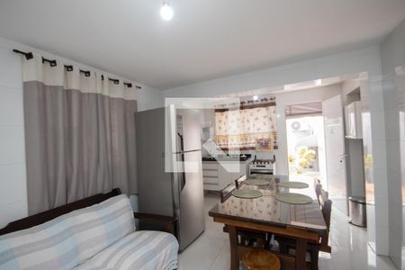 Quarto e Cozinha de casa de condomínio para alugar com 2 quartos, 50m² em Vila Isolina Mazzei, São Paulo