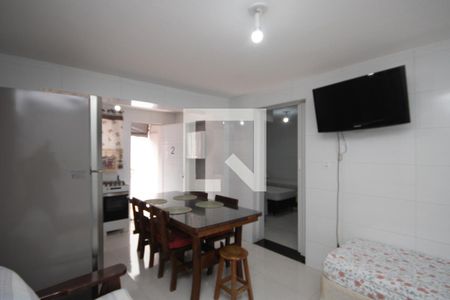 Quarto e Cozinha de casa de condomínio para alugar com 2 quartos, 50m² em Vila Isolina Mazzei, São Paulo