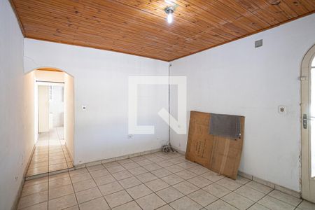 Casa à venda com 250m², 4 quartos e 2 vagas Casa à venda com 250m², 4 quartos e 2 vagasSala